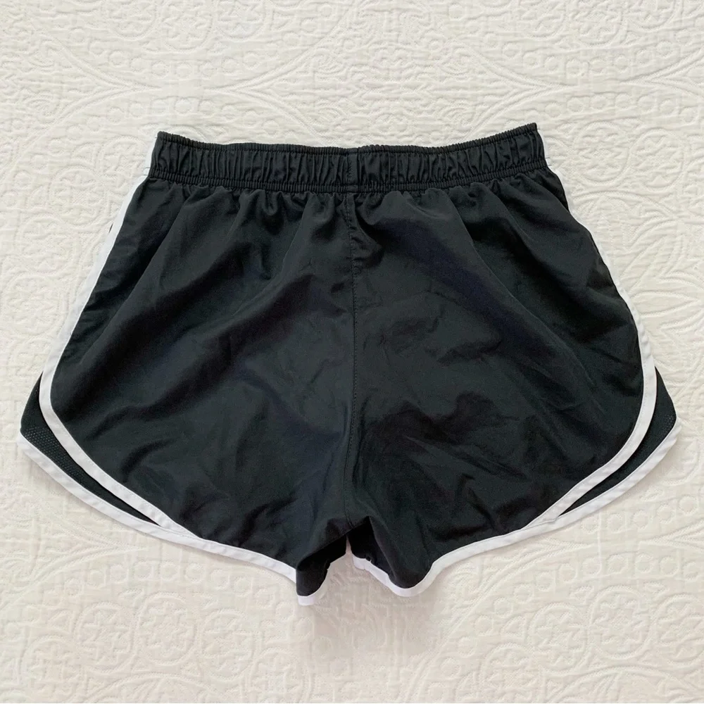 Nike Women's Tempo Running Shorts, Black / White‎